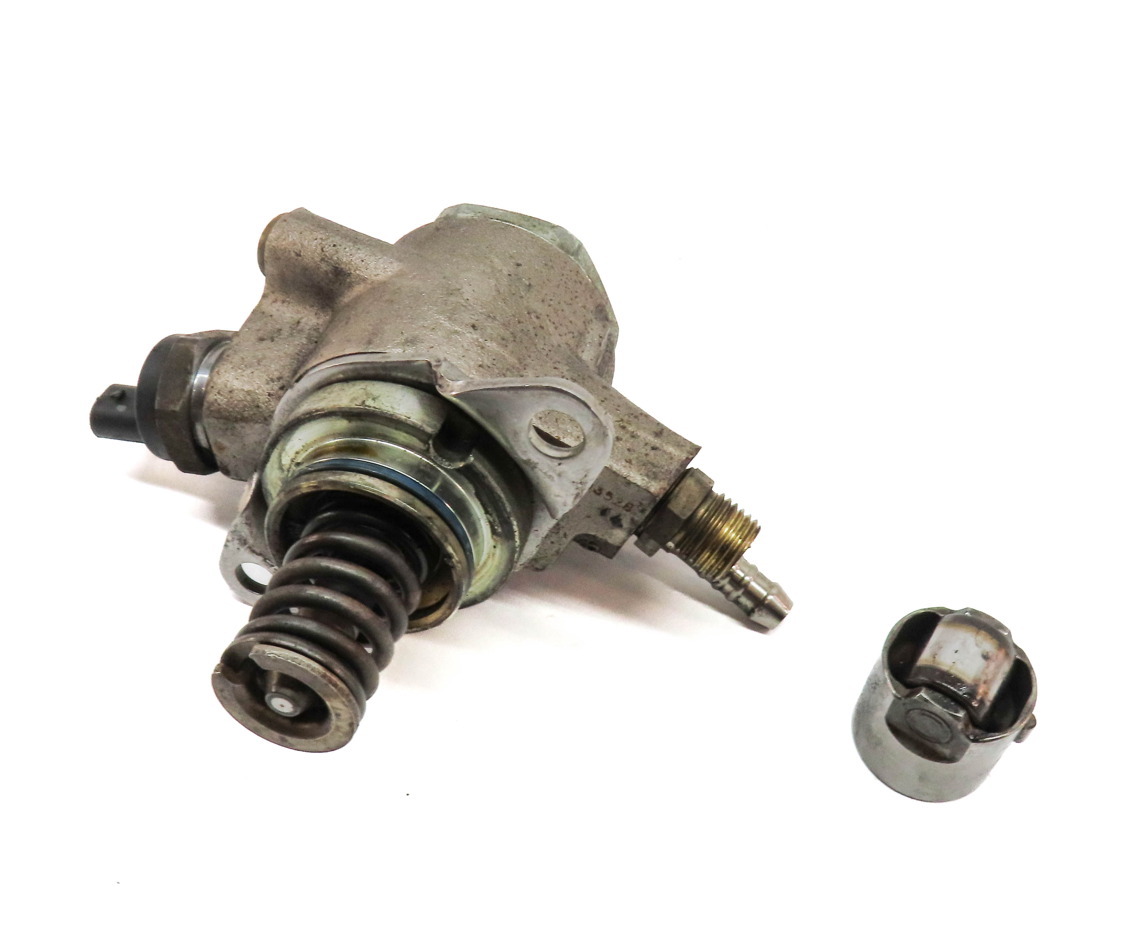 2011-2018 PORSCHE CAYENNE PANAMERA (958 970 G1) 3.0L ENGINE MECHANICAL FUEL PUMP — exact item pictured